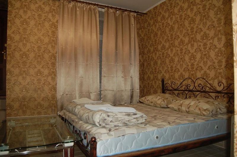 Apartments Постійне Електропостачання Stepana Bandery Street 37-2 Lemberg Exterior foto